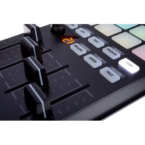 Native Instruments Traktor Kontrol F1 DJ контроллер для работы с